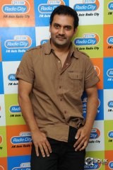 Dhanalakshmi Thalupu Thadithe Movie Team at Radio City